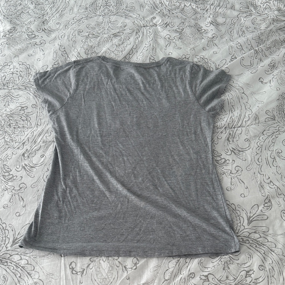 Disney Gray Tee with Mickey Mouse Love Design - Picture 5 of 5